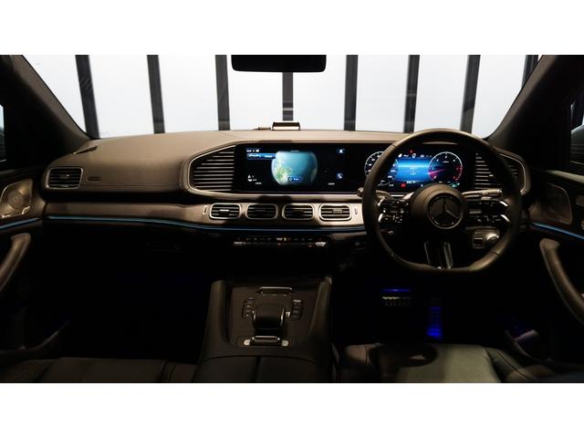 GLE GLE450d 4マチック クーペスポーツ パノラミックスライディングルーフ Burmesterサラウンドシステム ナッパレザーシート シートベンチレーター シートヒーター 360°カメラ 温冷機能付きカップホルダー ヘッドアップディスプレイ(13枚目)