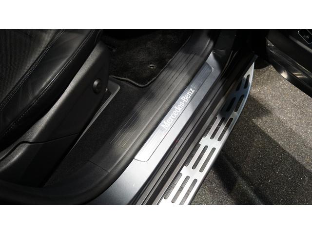 GLE GLE450d 4マチック クーペスポーツ パノラミックスライディングルーフ Burmesterサラウンドシステム ナッパレザーシート シートベンチレーター シートヒーター 360°カメラ 温冷機能付きカップホルダー ヘッドアップディスプレイ(36枚目)