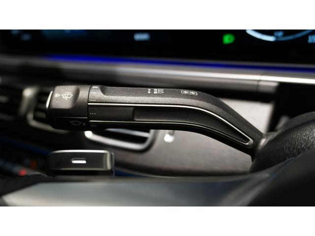 GLE GLE450d 4マチック クーペスポーツ パノラミックスライディングルーフ Burmesterサラウンドシステム ナッパレザーシート シートベンチレーター シートヒーター 360°カメラ 温冷機能付きカップホルダー ヘッドアップディスプレイ(54枚目)