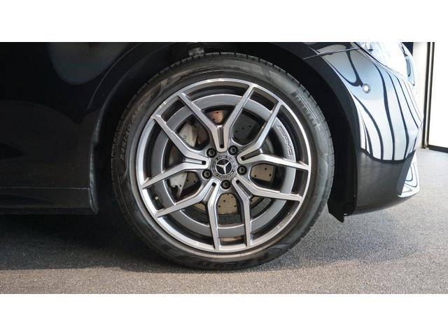 Ｅクラス Ｅ２００　スポーツ　エクスクルーシブパッケージ　　パノラミックスライディングルーフ　Ｂｕｒｍｅｓｔｅｒサラウンドサウンドシステム　エアバランスパッケージ　パフュームアトマイザー　３６０°カメラ　ナッパレザーシート（11枚目）