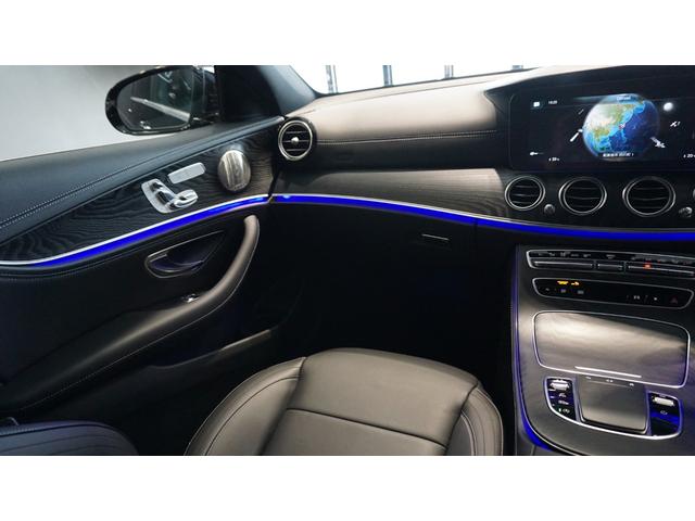 Ｅクラス Ｅ２００　スポーツ　エクスクルーシブパッケージ　　パノラミックスライディングルーフ　Ｂｕｒｍｅｓｔｅｒサラウンドサウンドシステム　エアバランスパッケージ　パフュームアトマイザー　３６０°カメラ　ナッパレザーシート（15枚目）