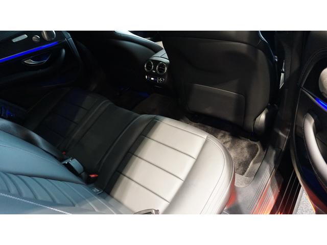 Ｅクラス Ｅ２００　スポーツ　エクスクルーシブパッケージ　　パノラミックスライディングルーフ　Ｂｕｒｍｅｓｔｅｒサラウンドサウンドシステム　エアバランスパッケージ　パフュームアトマイザー　３６０°カメラ　ナッパレザーシート（19枚目）