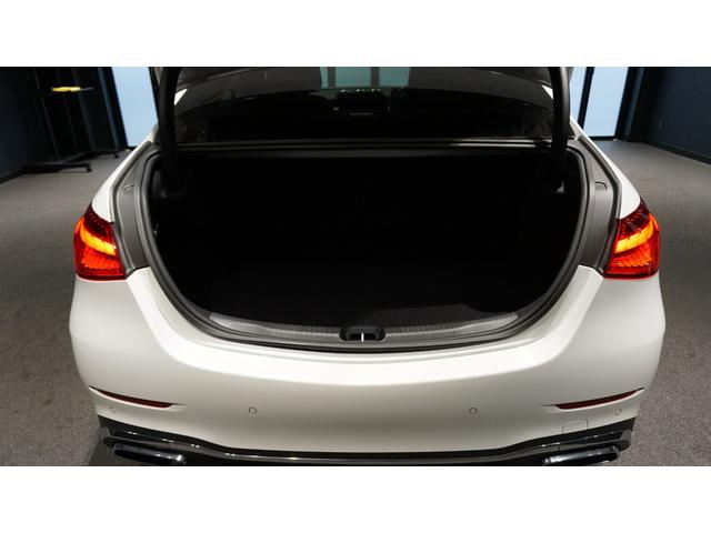 Cクラス C200アバンギャルド AMGラインパッケージ ベーシックパッケージ パノラミックスライディングルーフ ヘッドアップディスプレイ メモリー付きパワーシート シートヒーター 360°カメラ MBUX ARナビゲーション スポーツサスペンション(21枚目)
