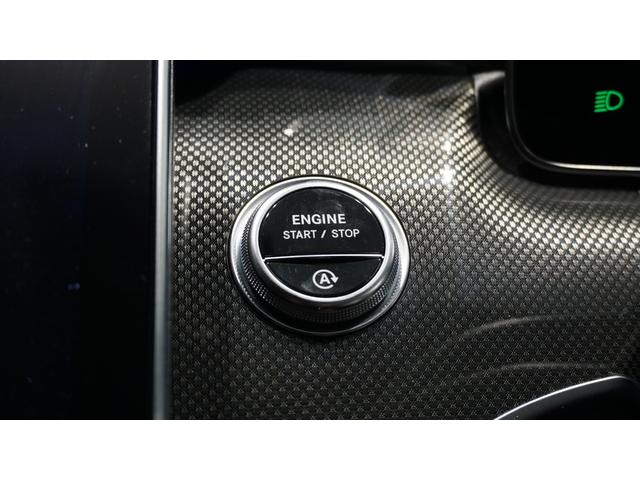 Cクラス C200アバンギャルド AMGラインパッケージ ベーシックパッケージ パノラミックスライディングルーフ ヘッドアップディスプレイ メモリー付きパワーシート シートヒーター 360°カメラ MBUX ARナビゲーション スポーツサスペンション(49枚目)