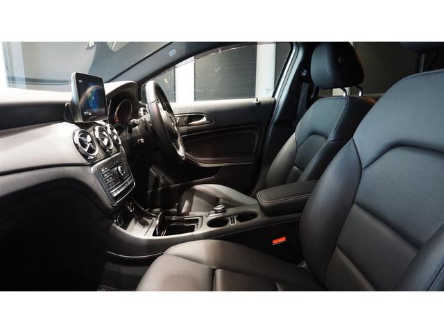 メルセデス・ベンツ認定中古車ディーラー【メルセデス・ベンツ名古屋北サーティファイドカーセンター】です！★営業時間：ＡＭ１０：００〜ＰＭ１８：００、定休日は月曜、第２火曜です★