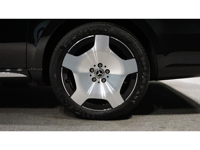 Vクラス V220dエクスクルーシブロングプラチナスイート エクスクルーシブシート(2列目)シートベンチレーター シートヒーター パノラミックスライディングルーフ Burmesterサラウンドシステム 360°カメラシステム AIRMATICサスペンション(12枚目)