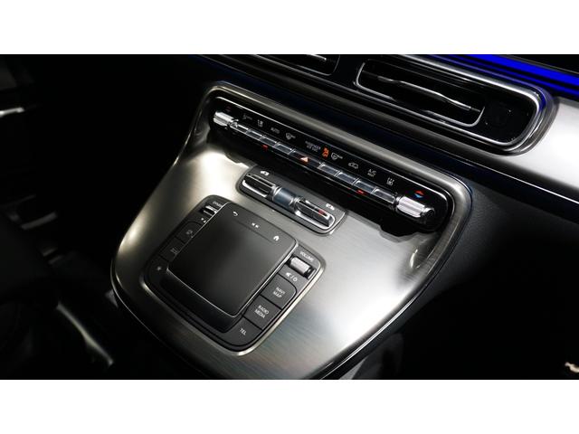 Vクラス V220dエクスクルーシブロングプラチナスイート エクスクルーシブシート(2列目)シートベンチレーター シートヒーター パノラミックスライディングルーフ Burmesterサラウンドシステム 360°カメラシステム AIRMATICサスペンション(32枚目)