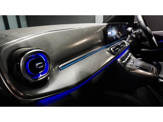 Vクラス V220dエクスクルーシブロングプラチナスイート エクスクルーシブシート(2列目)シートベンチレーター シートヒーター パノラミックスライディングルーフ Burmesterサラウンドシステム 360°カメラシステム AIRMATICサスペンション(47枚目)