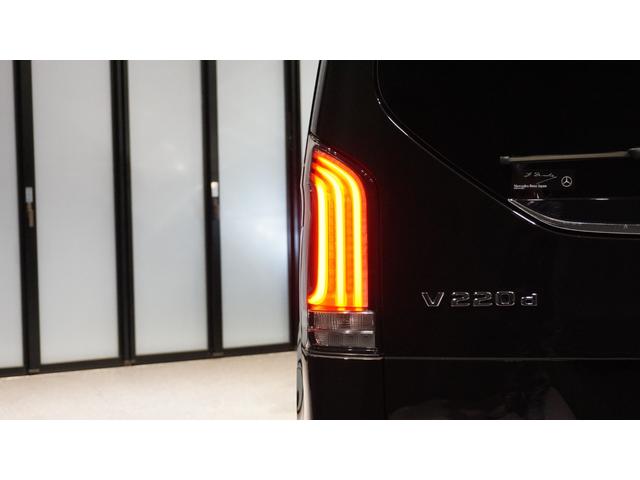 Vクラス V220dエクスクルーシブロングプラチナスイート エクスクルーシブシート(2列目)シートベンチレーター シートヒーター パノラミックスライディングルーフ Burmesterサラウンドシステム 360°カメラシステム AIRMATICサスペンション(68枚目)