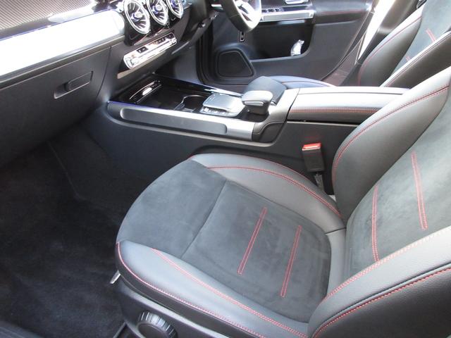 ＧＬＢ ＧＬＢ２００ｄ　４マチック　ＡＭＧライン　パノラミックスライディングルーフ（43枚目）