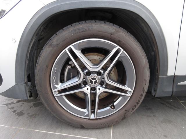 ＧＬＡクラス ＧＬＡ１８０　ＡＭＧレザーエクスクルーシブパッケージ　ＡＭＧライン　ＡＭＧレザーエクスクルーシブパッケージ　アドバンストパッケージ　パノラミックスライディングルーフ（13枚目）