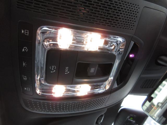 ＧＬＡクラス ＧＬＡ１８０　ＡＭＧレザーエクスクルーシブパッケージ　ＡＭＧライン　ＡＭＧレザーエクスクルーシブパッケージ　アドバンストパッケージ　パノラミックスライディングルーフ（30枚目）