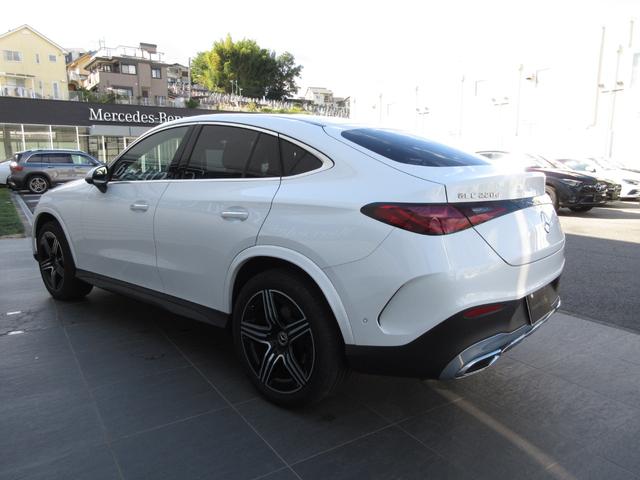 GLC GLC220d 4MクペドライバズP+AMGラインP AMGラインパッケージ AMGレザーエクスクルーシブパッケージ ドライバーズパッケージ パノラミックスライディングルーフ メタリックペイント(17枚目)