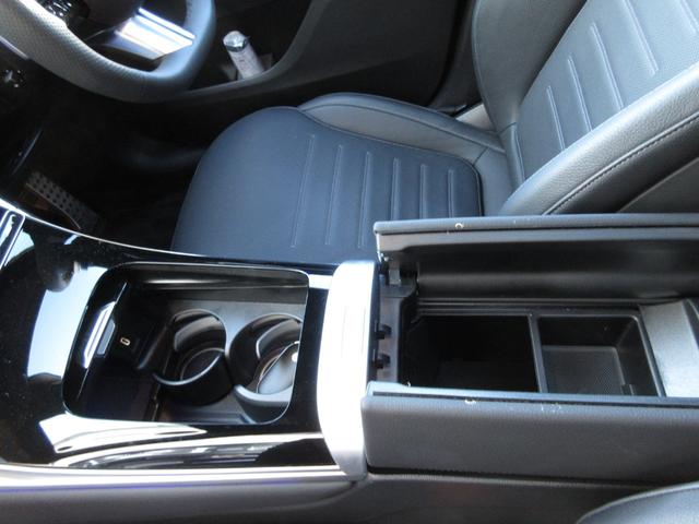 GLC GLC220d 4MクペドライバズP+AMGラインP AMGラインパッケージ AMGレザーエクスクルーシブパッケージ ドライバーズパッケージ パノラミックスライディングルーフ メタリックペイント(24枚目)