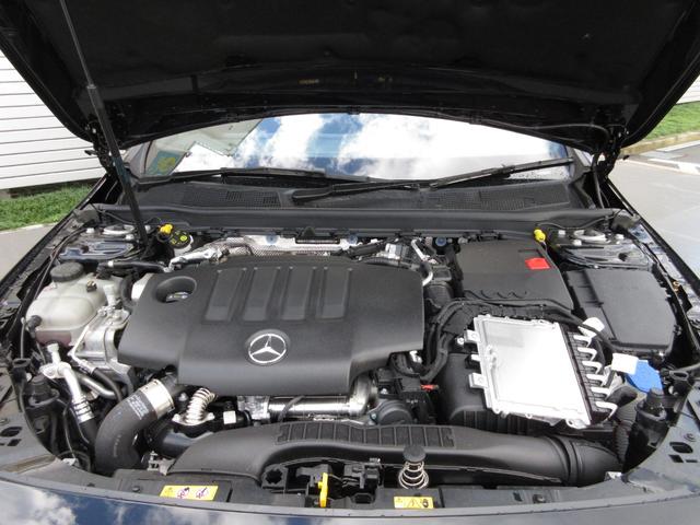 CLAクラス シューティングブレーク CLA200d シューティングブレークAMGラインP パノラミックスライディングルーフ(10枚目)