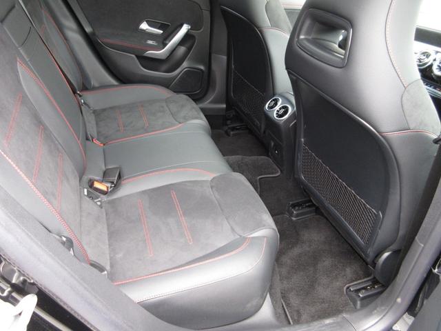 CLAクラス シューティングブレーク CLA200d シューティングブレークAMGラインP パノラミックスライディングルーフ(34枚目)