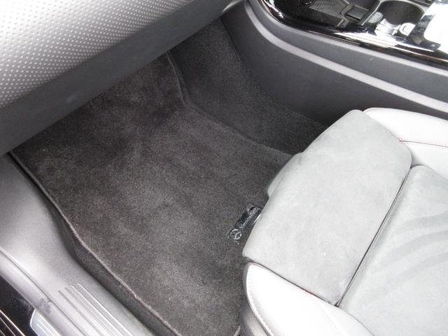 CLAクラス シューティングブレーク CLA200d シューティングブレークAMGラインP パノラミックスライディングルーフ(37枚目)