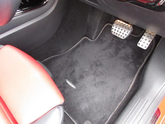 ＣＬＡクラス ＣＬＡ２００ｄ　ＡＭＧレザーエクスクルーシブパッケジ　ＡＭＧライン　レーダーセーフティーパッケージ　レザーエクスクルーシブパッケージ　アドバンストパッケージ　パノラミックスライディングルーフ（39枚目）