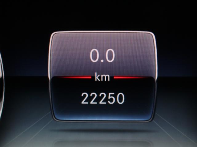 Eクラスステーションワゴン E200ステーションワゴンアバンギャルドAMGライン SRエクスクルーシブPHUDBurumesterダイヤモンドホワイト(24枚目)