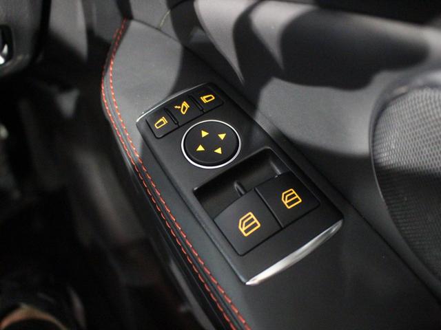 ＳＬＣ ＳＬＣ４３　１８インチ純正ＡＷ／ＥＴＣ／シートヒーター／パドルシフト／ハーマンカードン／パワーシート／ＡＭＧブレーキ／バックカメラ（41枚目）