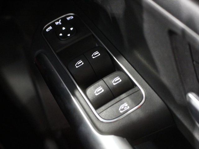 GLAクラス GLA200d 4マチック アーバンスターズ(38枚目)