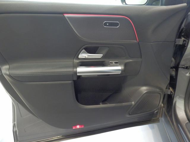 MERCEDES BENZ GLA-CLASS GLA200D 4MATIC