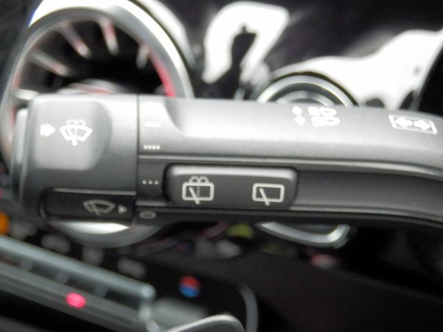 MERCEDES BENZ GLA-CLASS GLA200D 4MATIC