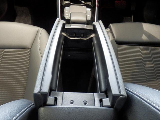 MERCEDES BENZ GLA-CLASS GLA200D 4MATIC