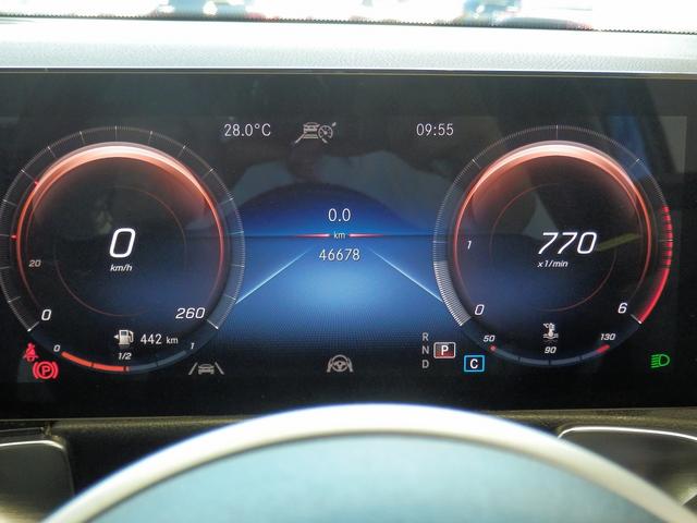 MERCEDES BENZ GLB GLB200D