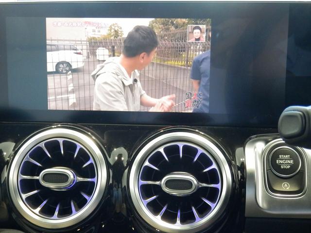 MERCEDES BENZ GLB GLB200D