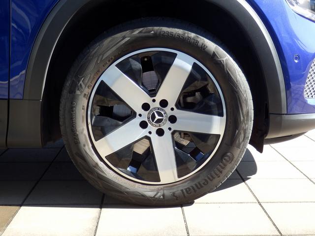 MERCEDES BENZ GLB GLB200D