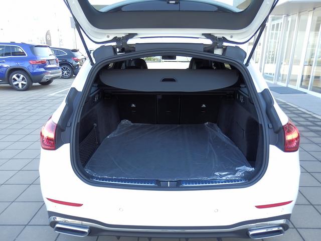 Cクラスステーションワゴン C220dステーションワゴンアバンギルドAMGライP ベーシックパッケージ・MBUX ARナビゲーション・ヘッドアップディスプレイ・360°カメラ・レーダーセーフティパッケージ・前席メモリー付きパワーシート・前席シートヒーター・(15枚目)