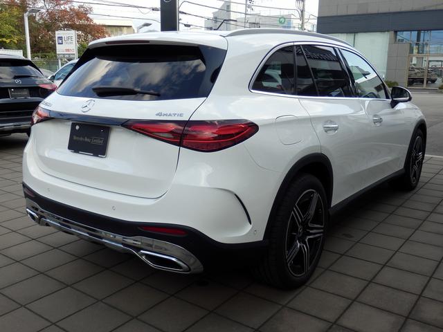 ＧＬＣ ＧＬＣ２２０ｄ　４マチック　ＡＭＧラインパッケージ　レーダーセーフティパッケージ・パノラミックスライディングルーフ・ＭＢＵＸ　ＡＲナビゲーション・３６０°カメラ・運転席助手席メモリー付きパワーシート・前席後席シートヒーター（4枚目）