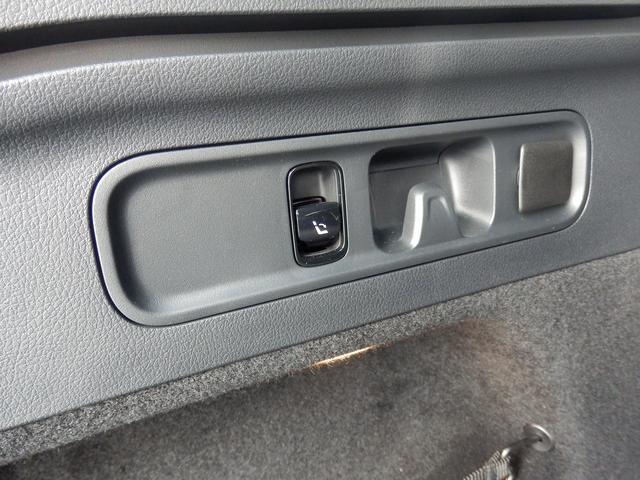 ＧＬＣ ＧＬＣ２２０ｄ　４マチック　ＡＭＧラインパッケージ　レーダーセーフティパッケージ・パノラミックスライディングルーフ・ＭＢＵＸ　ＡＲナビゲーション・３６０°カメラ・運転席助手席メモリー付きパワーシート・前席後席シートヒーター（27枚目）