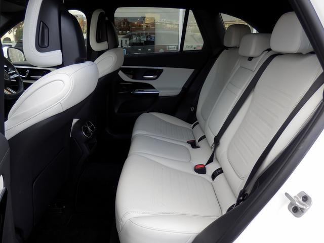 ＧＬＣ ＧＬＣ２２０ｄ　４マチック　ＡＭＧラインパッケージ　レーダーセーフティパッケージ・パノラミックスライディングルーフ・ＭＢＵＸ　ＡＲナビゲーション・３６０°カメラ・運転席助手席メモリー付きパワーシート・前席後席シートヒーター（29枚目）