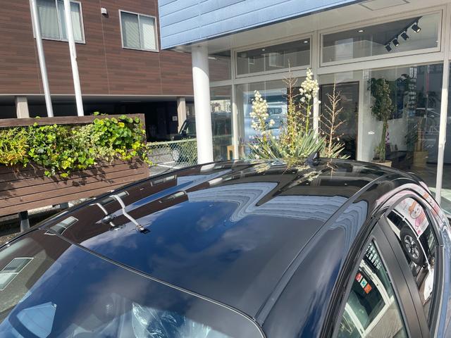 ヤリス ハイブリッドＺ　登録済未使用車　マッシブグレーｘブラック　トヨタチームメイト　アドバンストパーク　パノラミックビューモニター（床下透過表示）　パーキングサポートブレーキ　ブラインドスポットモニター　安心降車アシスト（22枚目）
