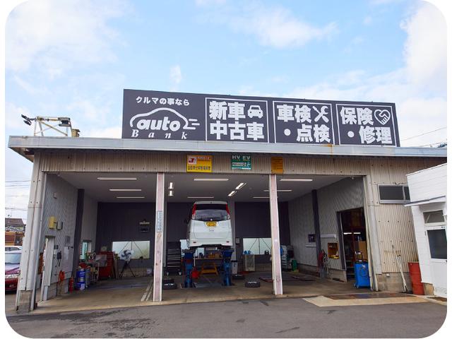 ヤリス ハイブリッドＺ　登録済未使用車　マッシブグレーｘブラック　トヨタチームメイト　アドバンストパーク　パノラミックビューモニター（床下透過表示）　パーキングサポートブレーキ　ブラインドスポットモニター　安心降車アシスト（77枚目）
