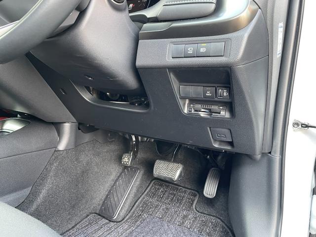 アクア Ｚ　１０．５ディスプレイオーディオ　パノラミックビューモニター　ブラインドスポットモニター　ＬＥＤヘッドランプ　レーダークルーズコントロール　ビルトインＥＴＣ　トヨタセーフティセンス　１５インチアルミ（26枚目）