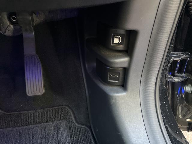 フィットハイブリッド Ｌパッケージ　ハイブリッド　ＥＴＣ　バックカメラ　ナビ　ＴＶ　オートクルーズコントロール　オートライト　ＬＥＤヘッドランプ　スマートキー　電動格納ミラー　ＡＴ　盗難防止システム　衝突安全ボディ　ＵＳＢ　ＡＢＳ（65枚目）