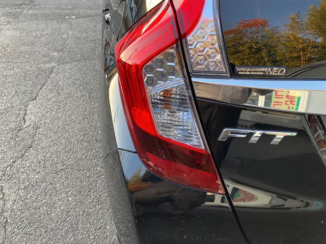 フィットハイブリッド Ｌパッケージ　ハイブリッド　ＥＴＣ　バックカメラ　ナビ　ＴＶ　オートクルーズコントロール　オートライト　ＬＥＤヘッドランプ　スマートキー　電動格納ミラー　ＡＴ　盗難防止システム　衝突安全ボディ　ＵＳＢ　ＡＢＳ（68枚目）