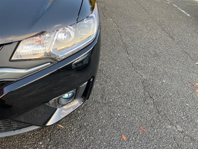 フィットハイブリッド Ｌパッケージ　ハイブリッド　ＥＴＣ　バックカメラ　ナビ　ＴＶ　オートクルーズコントロール　オートライト　ＬＥＤヘッドランプ　スマートキー　電動格納ミラー　ＡＴ　盗難防止システム　衝突安全ボディ　ＵＳＢ　ＡＢＳ（75枚目）