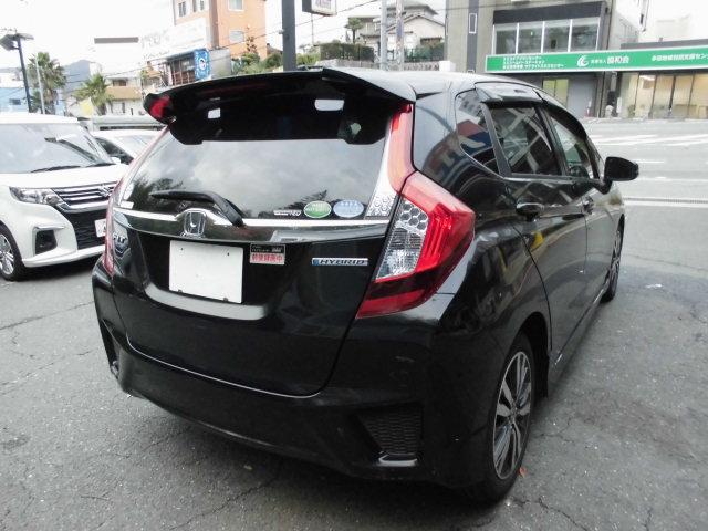 フィットハイブリッド Sパッケージ ナビ 地デジ プッシュスタート フルフラット VSA クルコン イモビライザー パワーウィンドウ スマキー Wエアバック パワステ エアバッグ AAC 衝突安全ボディ ABS アイドルストップ キーフリー LEDヘットライト(10枚目)