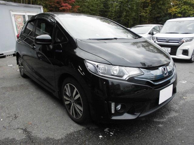 フィットハイブリッド Sパッケージ ナビ 地デジ プッシュスタート フルフラット VSA クルコン イモビライザー パワーウィンドウ スマキー Wエアバック パワステ エアバッグ AAC 衝突安全ボディ ABS アイドルストップ キーフリー LEDヘットライト(14枚目)