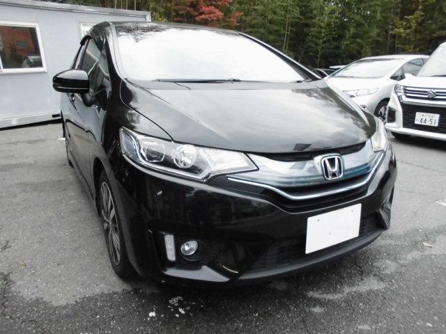 フィットハイブリッド Sパッケージ ナビ 地デジ プッシュスタート フルフラット VSA クルコン イモビライザー パワーウィンドウ スマキー Wエアバック パワステ エアバッグ AAC 衝突安全ボディ ABS アイドルストップ キーフリー LEDヘットライト(16枚目)