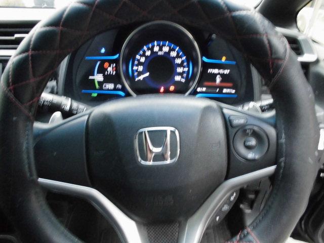 フィットハイブリッド Sパッケージ ナビ 地デジ プッシュスタート フルフラット VSA クルコン イモビライザー パワーウィンドウ スマキー Wエアバック パワステ エアバッグ AAC 衝突安全ボディ ABS アイドルストップ キーフリー LEDヘットライト(34枚目)