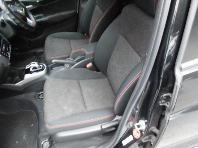 フィットハイブリッド Sパッケージ ナビ 地デジ プッシュスタート フルフラット VSA クルコン イモビライザー パワーウィンドウ スマキー Wエアバック パワステ エアバッグ AAC 衝突安全ボディ ABS アイドルストップ キーフリー LEDヘットライト(36枚目)