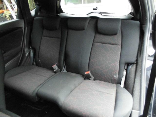 フィットハイブリッド Sパッケージ ナビ 地デジ プッシュスタート フルフラット VSA クルコン イモビライザー パワーウィンドウ スマキー Wエアバック パワステ エアバッグ AAC 衝突安全ボディ ABS アイドルストップ キーフリー LEDヘットライト(40枚目)