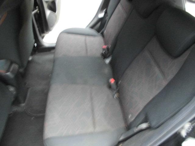 フィットハイブリッド Sパッケージ ナビ 地デジ プッシュスタート フルフラット VSA クルコン イモビライザー パワーウィンドウ スマキー Wエアバック パワステ エアバッグ AAC 衝突安全ボディ ABS アイドルストップ キーフリー LEDヘットライト(43枚目)