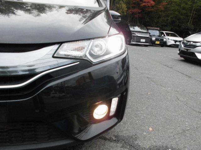 フィットハイブリッド Sパッケージ ナビ 地デジ プッシュスタート フルフラット VSA クルコン イモビライザー パワーウィンドウ スマキー Wエアバック パワステ エアバッグ AAC 衝突安全ボディ ABS アイドルストップ キーフリー LEDヘットライト(55枚目)