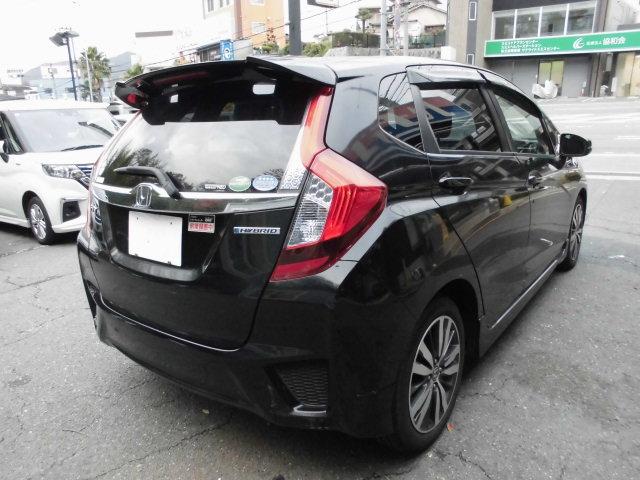 フィットハイブリッド Sパッケージ ナビ 地デジ プッシュスタート フルフラット VSA クルコン イモビライザー パワーウィンドウ スマキー Wエアバック パワステ エアバッグ AAC 衝突安全ボディ ABS アイドルストップ キーフリー LEDヘットライト(68枚目)